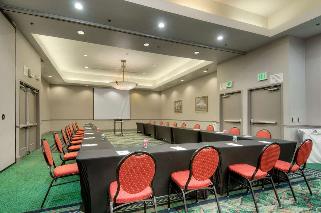 Hilton Garden Inn Livermore Konforlar fotoğraf